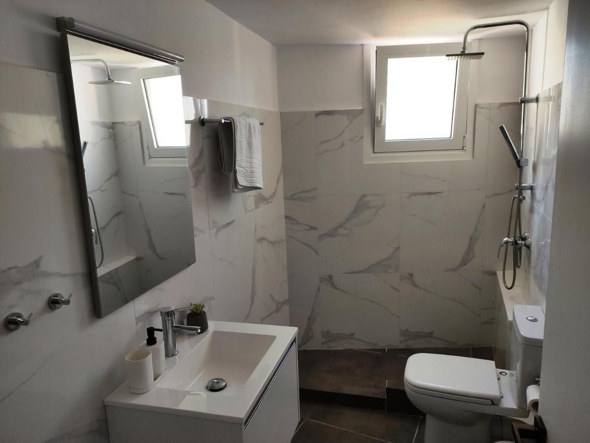 Karavela Street Apartment بريفيزا المظهر الخارجي الصورة